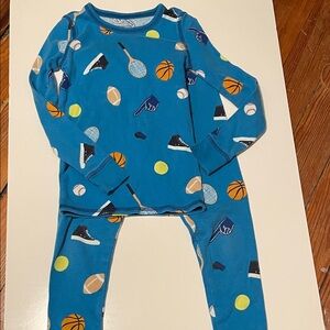 NORDSTROM Boys Size 6 Long Sleeve Blue Sports Themed Snug Fitting Pajama Set